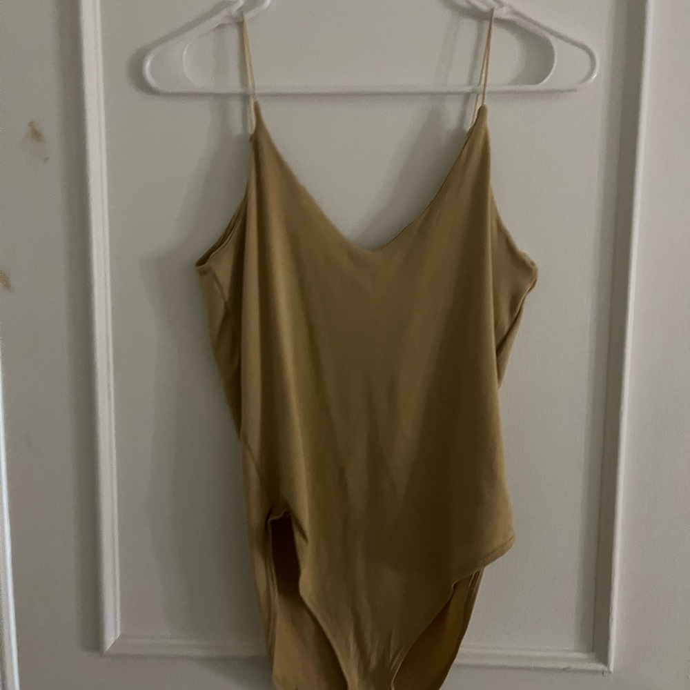 NWOT tan body suit